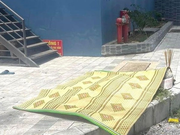 Người đàn ông ở Thanh Hóa rơi từ chung cư cao tầng xuống đất, tử vong tại chỗ