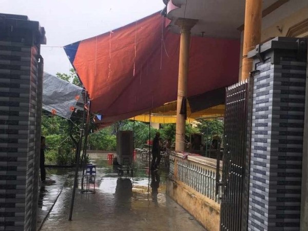 Về nhà vợ chơi, chàng rể vung dao đâm 3 người nhà vợ thương vong