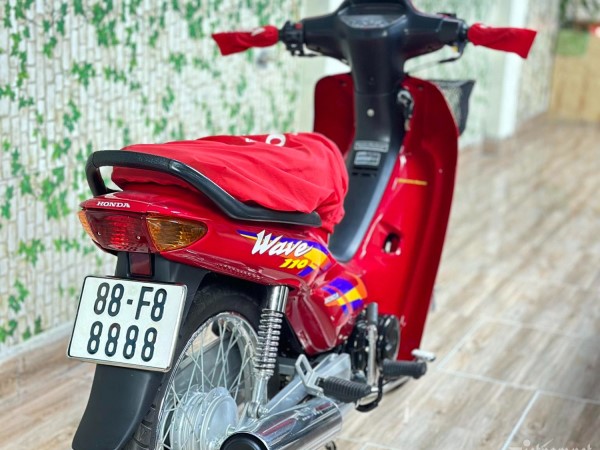 Honda Wave biển 'full' số 8 chốt giá hơn 1 tỷ đồng, đắt nhất Việt Nam