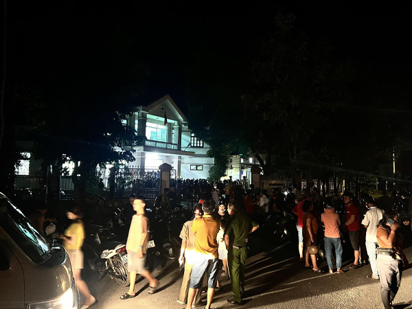 Yêu cầu báo cáo vụ hàng trăm người dân 'vây' trụ sở điện lực trong đêm
