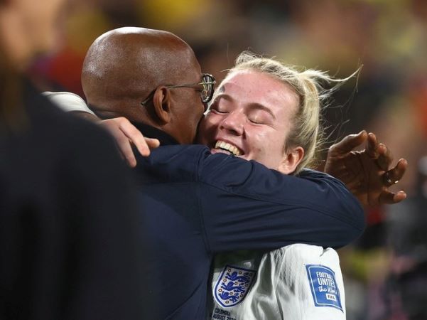 World Cup nữ 2023: Ngược dòng thắng Colombia, tuyển Anh duy trì tham vọng vô địch