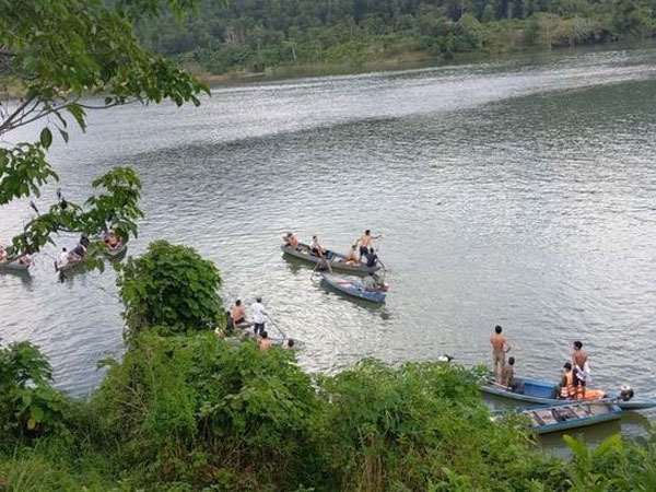 Lật ghe trên hồ thuỷ điện, 1 em nhỏ tử vong, 1 người mất tích