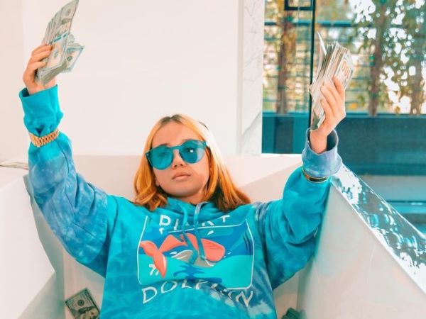 Sốc nữ rapper bị nghi giả chết để tìm lại hào quang