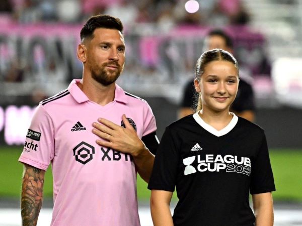 Con gái David Beckham gây sốt với khoảnh khắc chung khung hình với Lionel Messi