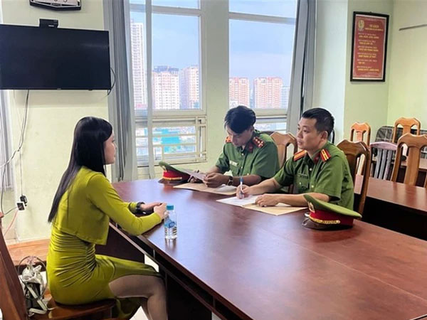 Vụ cựu tiếp viên hàng không môi giới bán dâm tới 3.000 USD: Người mua, bán dâm bị xử lý thế nào?