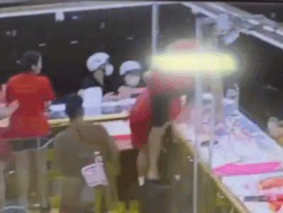 Chủ tiệm vàng ở Đồng Nai bủn rủn tay chân kể lại giây phút đối mặt với tên cướp