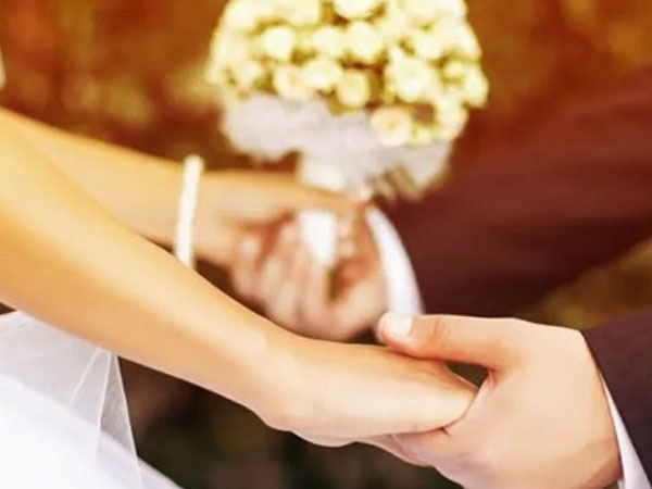 E ngại kết hôn vì bạn gái có vòng một nhỏ
