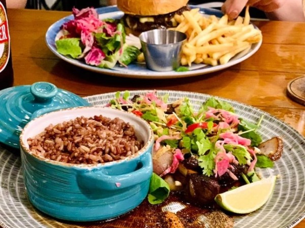 Brunch là gì? Cùng giải mã phong cách ăn uống mới của hội teen sành điệu
