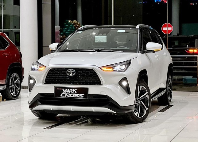 Loạt xe gầm cao cỡ nhỏ chuẩn bị đến tay khách Việt
