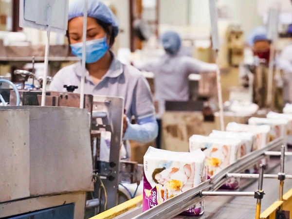 12 năm sau thương vụ "bán mình" có giá gần 4.000 tỷ đồng, Diana trong tay đại gia Nhật đang kinh doanh ra sao?