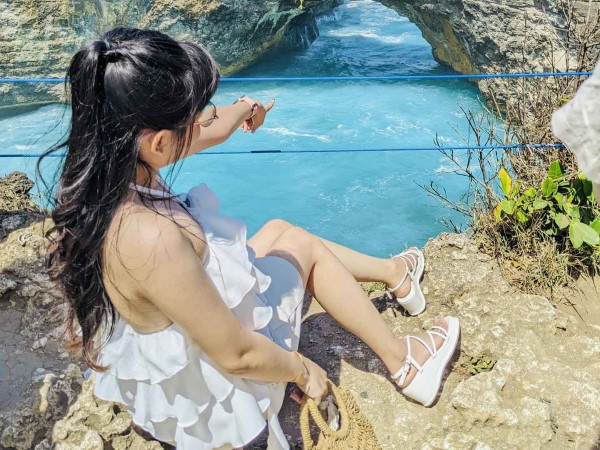 Một ngày tắm nắng và dạo những bãi biển xanh biếc ở Nusa Penida, Indonesia