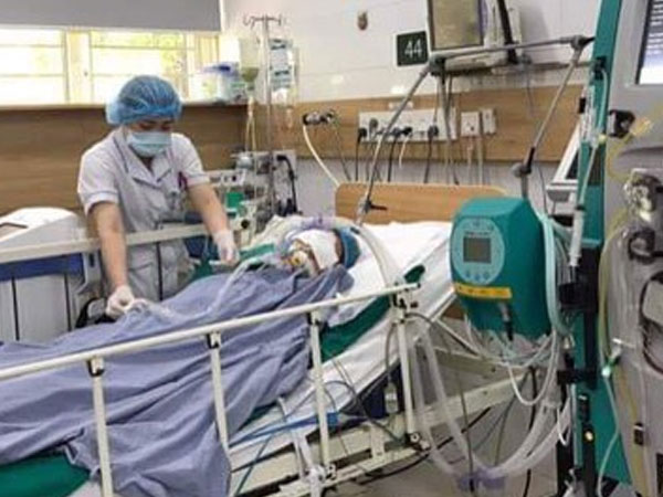 Sau ngày 15/8, giá khám chữa bệnh theo yêu cầu giảm 'sốc'