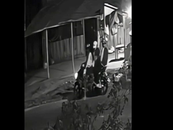Thực hư clip 2 nam thanh niên vào nhà chở thiếu nữ 15 tuổi đi mất lúc nửa đêm