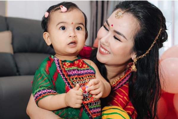 Võ Hạ Trâm cho con nhỏ ăn chay trường khiến cộng đồng mạng tranh cãi