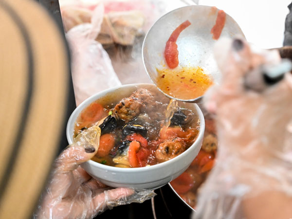 Quán bún ốc chuẩn vị Hà Nội xưa bán hơn 1.000 bát mỗi ngày
