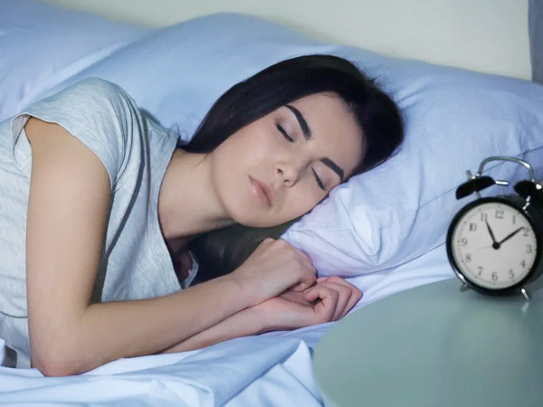 Nên ngủ lúc mấy giờ để sống thọ?