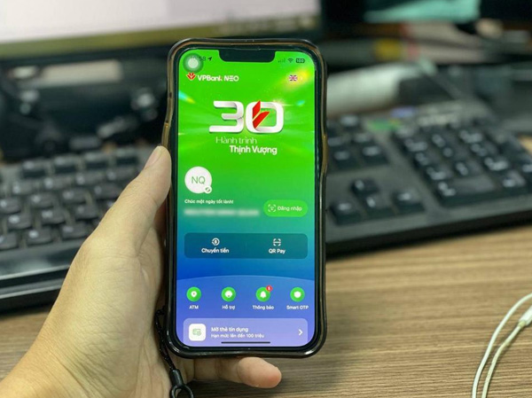 Một ngân hàng tăng phí SMS banking lên tối đa 70.000 đồng/tháng