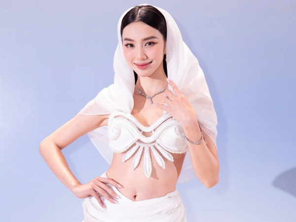 Sao Âu - Á cùng nhau 'hồi sinh' hot item những năm 80s: Jennie, Rosé, Hà Hồ... đều đã nhập cuộc!