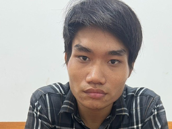 Khởi tố, bắt tạm giam cha dượng đánh bé trai 3 tháng tuổi tử vong