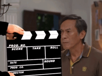 Quang Sự nhận liên hoàn tát từ NSND Bùi Bài Bình