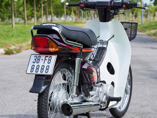 Vụ xe Honda Dream biển 8888 có 2 chủ: Đã cấp giấy đăng ký mới cho xe thật