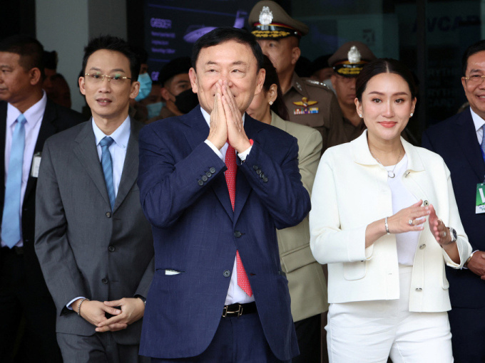 Cựu Thủ tướng Thaksin trở về Thái Lan