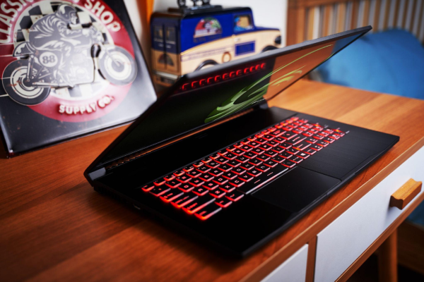Những dấu hiệu cho thấy bạn nên chia tay laptop cũ và sắm ngay một 'trợ thủ' mới