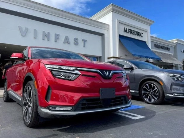 Vốn hoá Vinfast bỏ xa loạt ông lớn từ GM tới Ford
