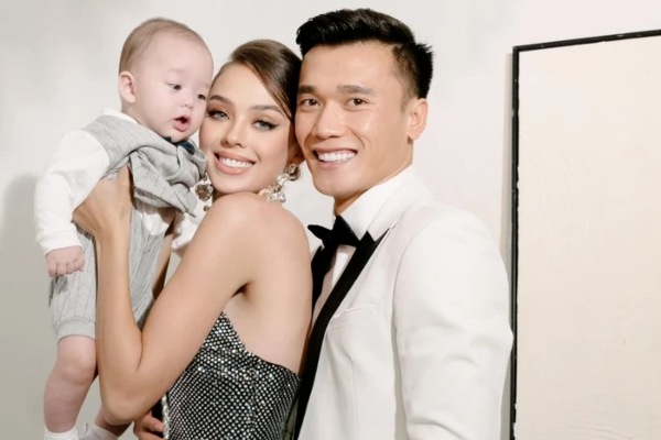 Vợ Tây của Bùi Tiến Dũng phải sửng sốt khi theo con đến lớp
