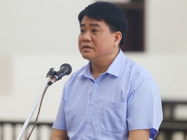 Ngày mai, ông Nguyễn Đức Chung cùng dàn cựu lãnh đạo công ty cây xanh hầu tòa