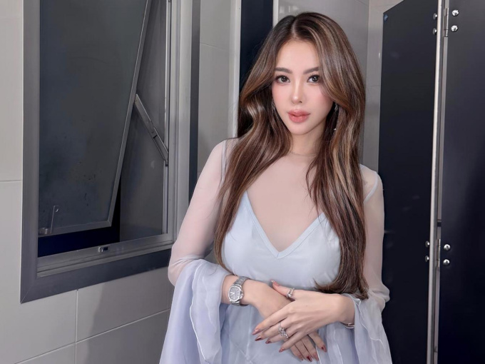 Diễn viên Thái Lan bị điều tra vì mua chất độc xyanua liên quan tới kẻ giết người hàng loạt