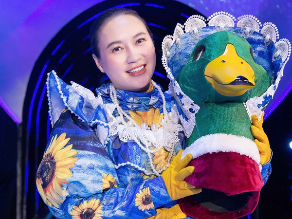 Dân mạng dậy sóng khi Khánh Linh bị loại khỏi Ca Sĩ Mặt Nạ