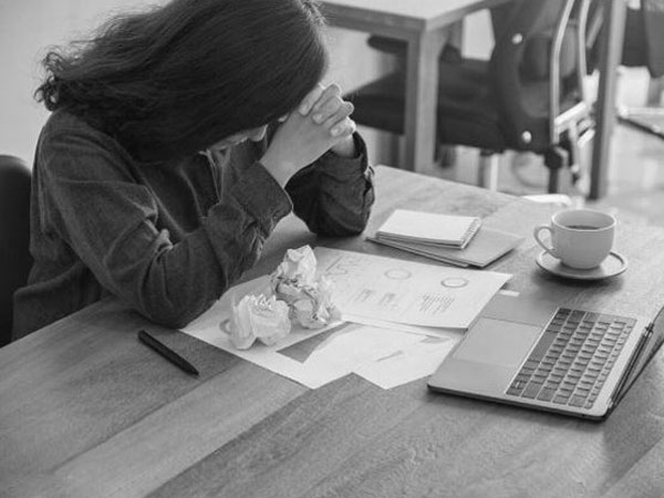 Trót dại trong ngày sinh nhật, nữ giám đốc xinh đẹp phải dẫn cả chồng và 'tình nhân' đi xét nghiệm ADN