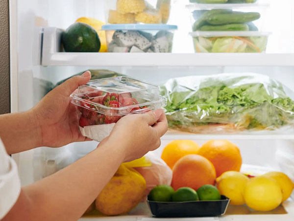 Hai vị trí trong tủ lạnh nguy cơ chứa đầy vi khuẩn độc hại
