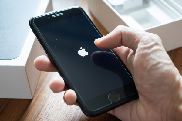 Lý do iPhone càng dùng càng chậm, thủ phạm là kẻ quen mặt không ai ngờ