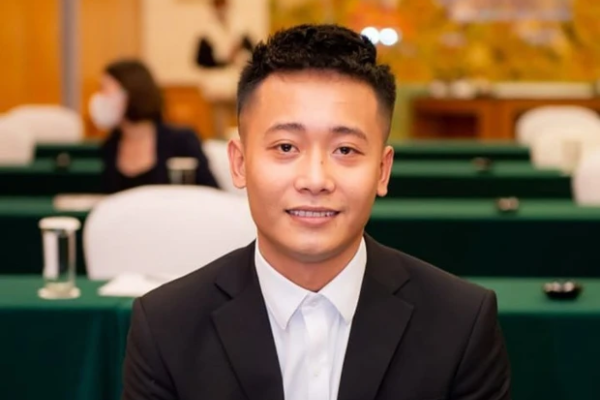 Ở tuổi 26, Quang Linh Vlogs đã sở hữu khối tài sản vạn người ước ao thế này đây