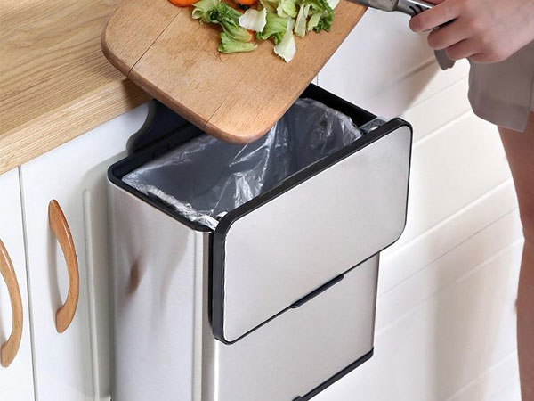 Biết cách đặt thùng rác đúng phong thủy, nhà vừa sạch đẹp, lợi lộc vừa kéo đến không kể xiết