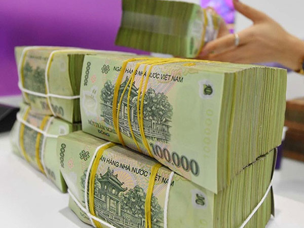 Ngân hàng ngập tràn vốn giá rẻ, doanh nghiệp có dễ tiếp cận?