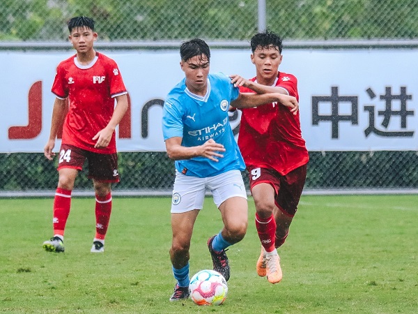 Đội bóng trẻ Việt Nam bất ngờ đánh bại Man City