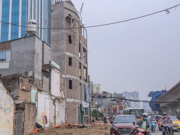 Đề nghị thu phí nhà trong ngõ bỗng hóa mặt tiền nhờ mở đường