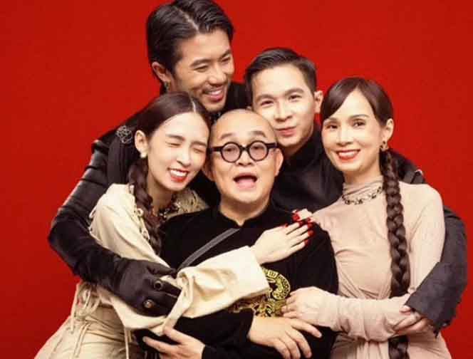 Hiếm thấy vợ 'vua hài đất Bắc' Xuân Hinh lộ diện, nhan sắc khiến dân tình ngỡ ngàng