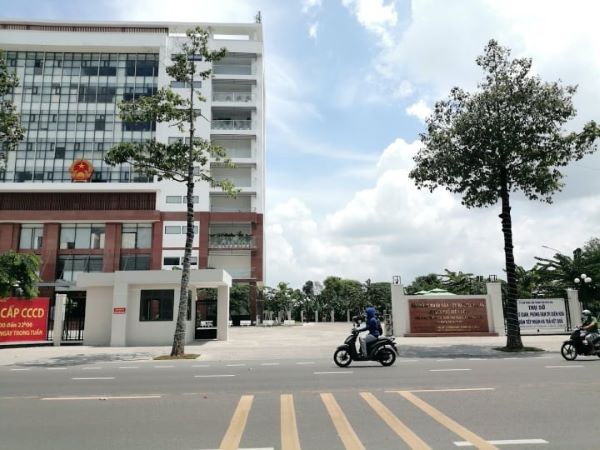 Chủ tịch phường bị 'tố' đi massage trong giờ làm