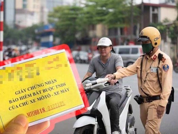 Bộ GTVT nói gì về việc bỏ xử phạt khi không mua bảo hiểm xe máy?