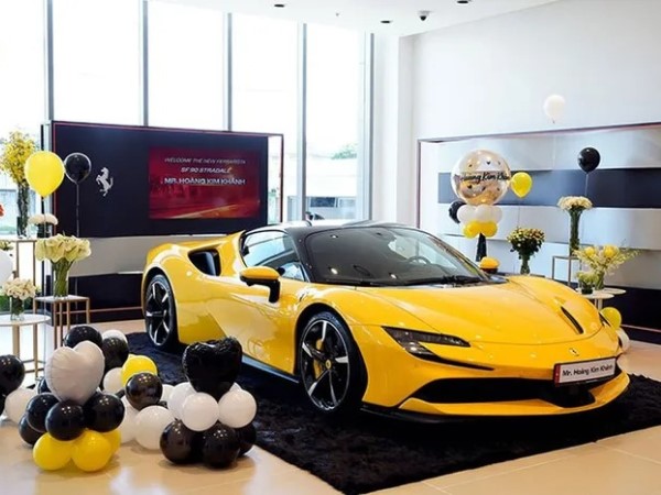 Ferrari SF90 Stradale hơn 40 tỷ đồng về tay đại gia Hoàng Kim Khánh