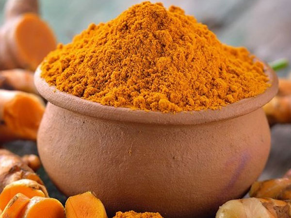 Những người nên tránh xa tinh bột nghệ, bởi uống vào không khác gì 'thuốc độc'