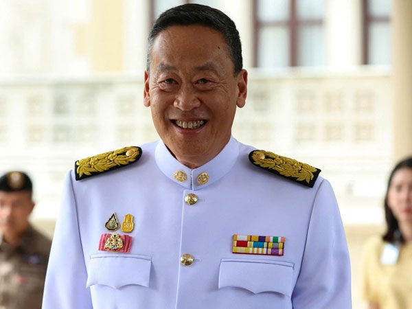 Tân Thủ tướng Thái Lan tuyên thệ nhậm chức