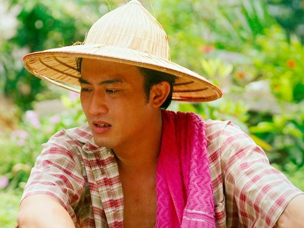 Doãn Quốc Đam quá mờ nhạt trên phim giờ vàng