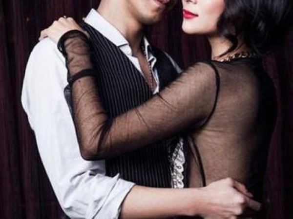Chuyên phục vụ khách VIP ở khách sạn, tôi tình cờ phát hiện bí mật khủng khiếp: Tất cả đều bỏ số tiền lớn để che giấu điều này