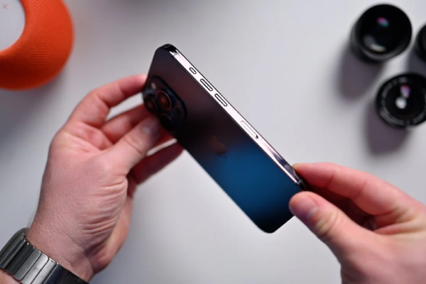 Đây rồi mô hình siêu thực iPhone 15: Thiết kế siêu sang, loạt màu sắc mới không hề nhàm chán!