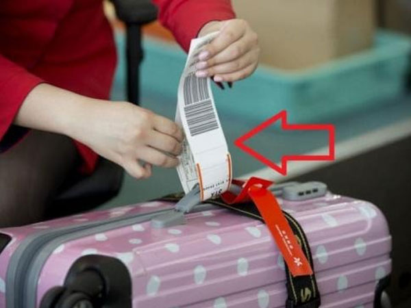 Tại sao không nên xé thẻ hành lý sau khi xuống máy bay?